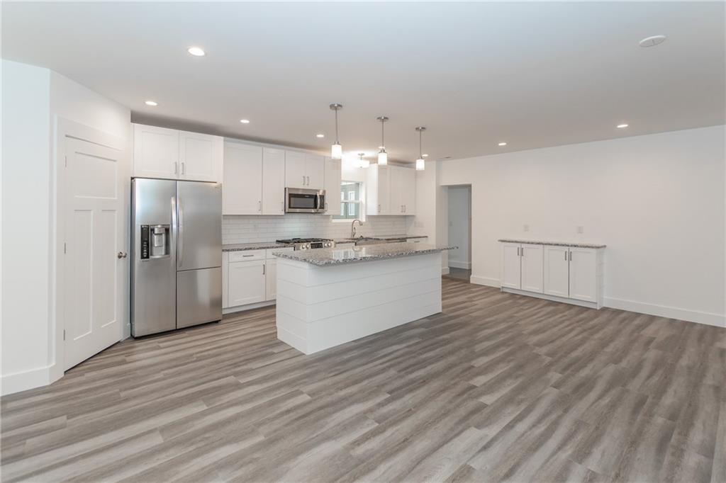 7218 Highland Road Indianapolis, IN 46268 - Photo 7 of 26 Gallery Image 7