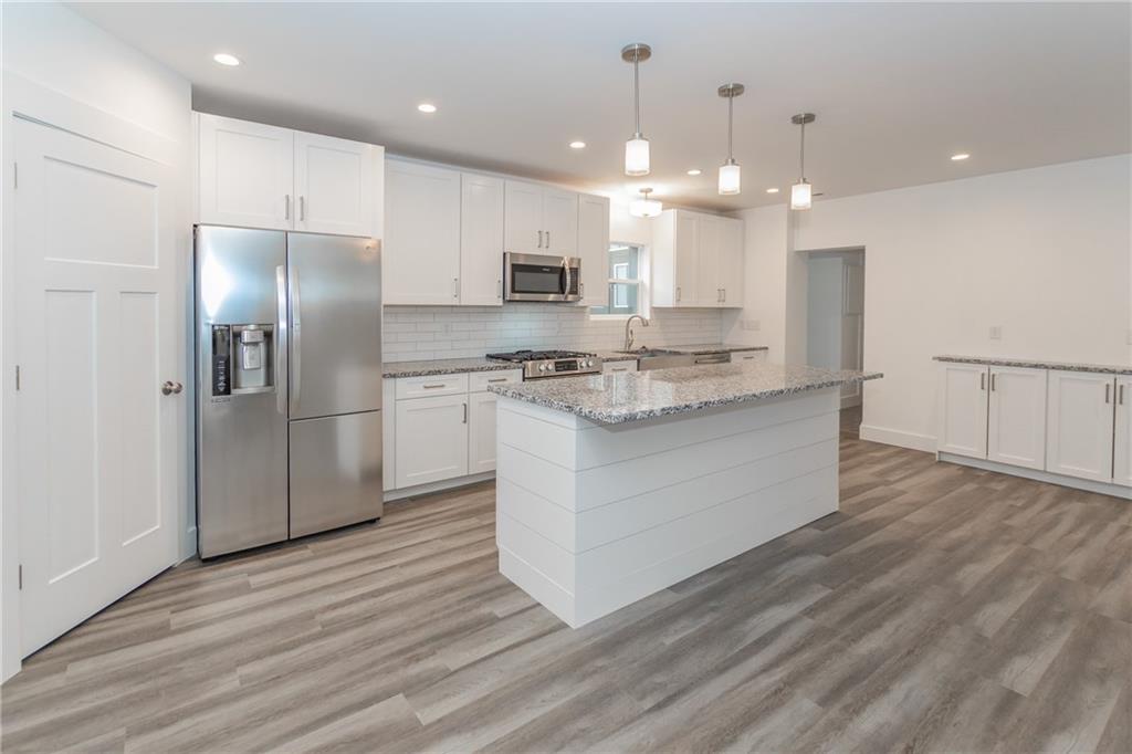 7218 Highland Road Indianapolis, IN 46268 - Photo 8 of 26 Gallery Image 8