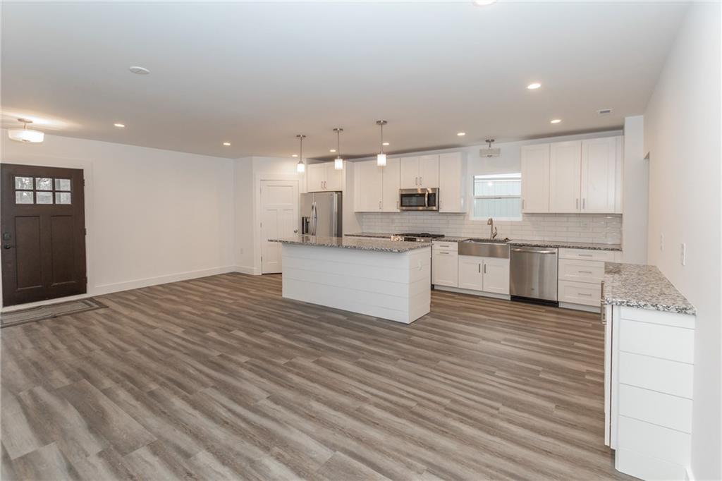 7218 Highland Road Indianapolis, IN 46268 - Photo 9 of 26 Gallery Image 9