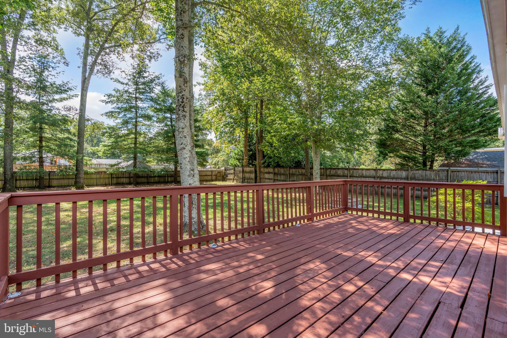 3692 Nile Road Davidsonville, MD 21035 - Photo 34 of 49 Expansive Deck