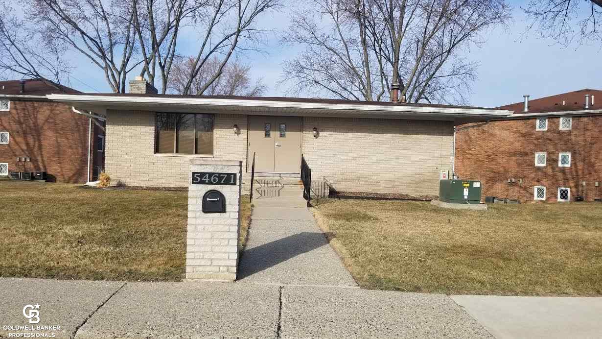 54681 Shelby Road Utica, MI 48316 - Photo 6 of 17 Clubhouse