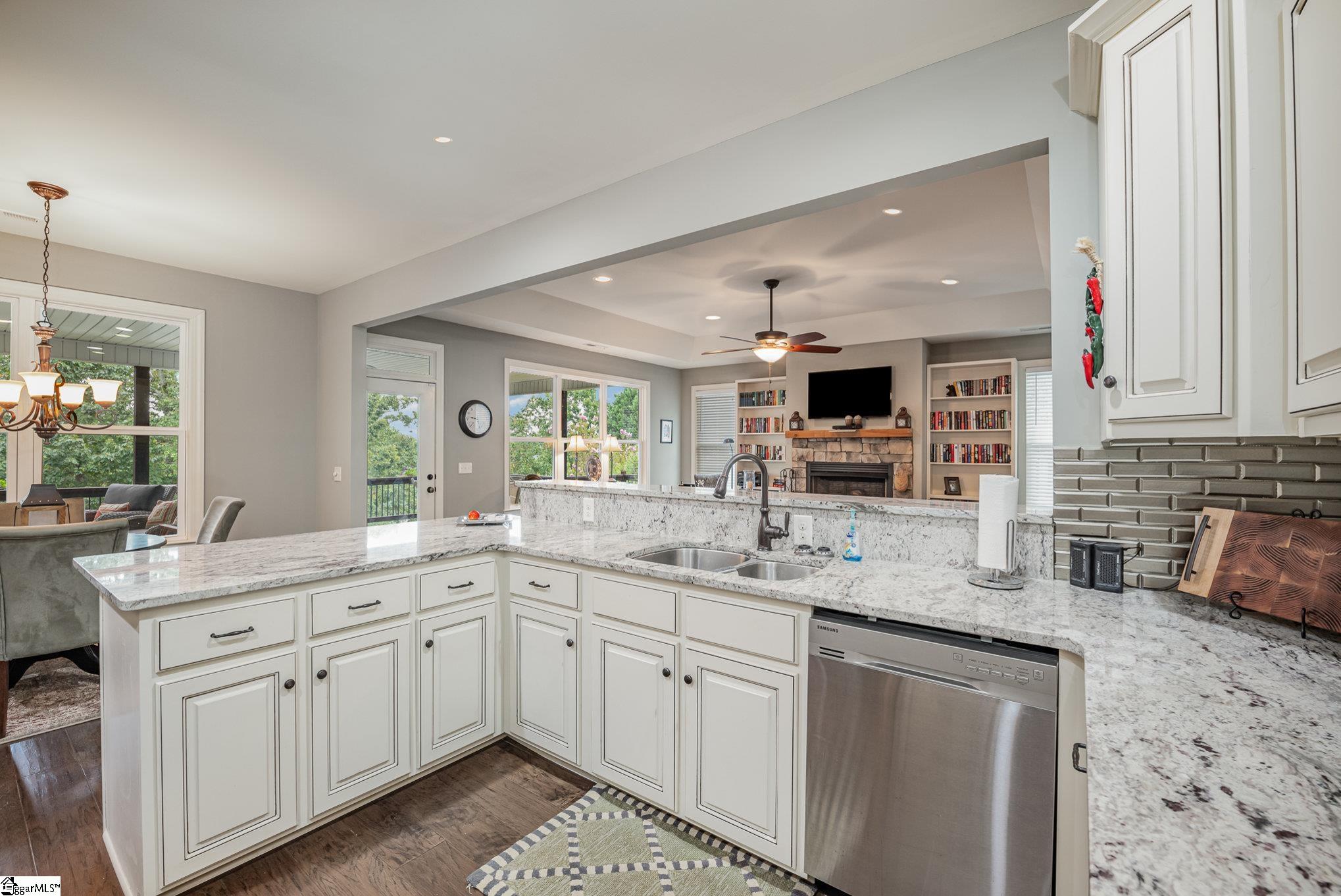 108 Deep River Road Townville, SC 29689 - Photo 7 of 36