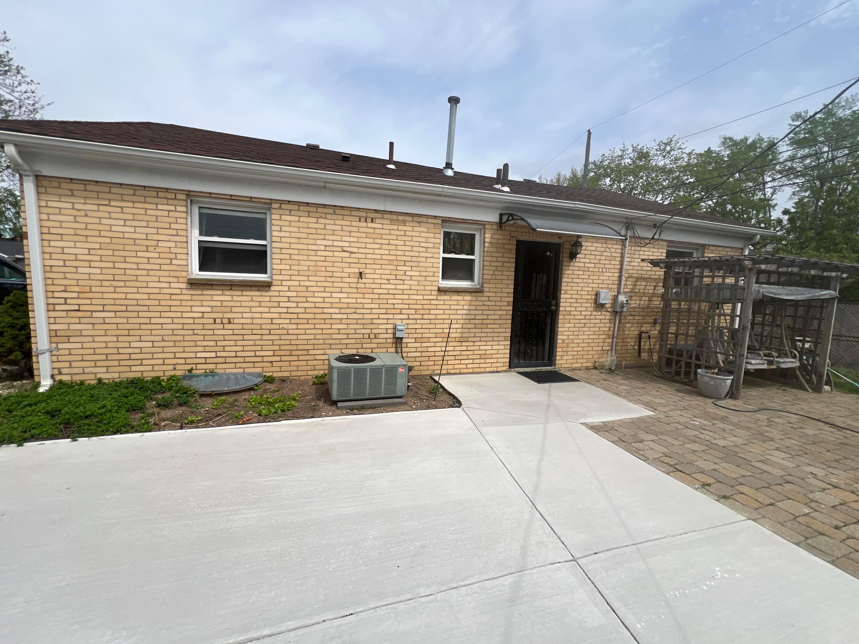 3225 Whitehead Road Columbus, OH 43204 - Photo 23 of 28
