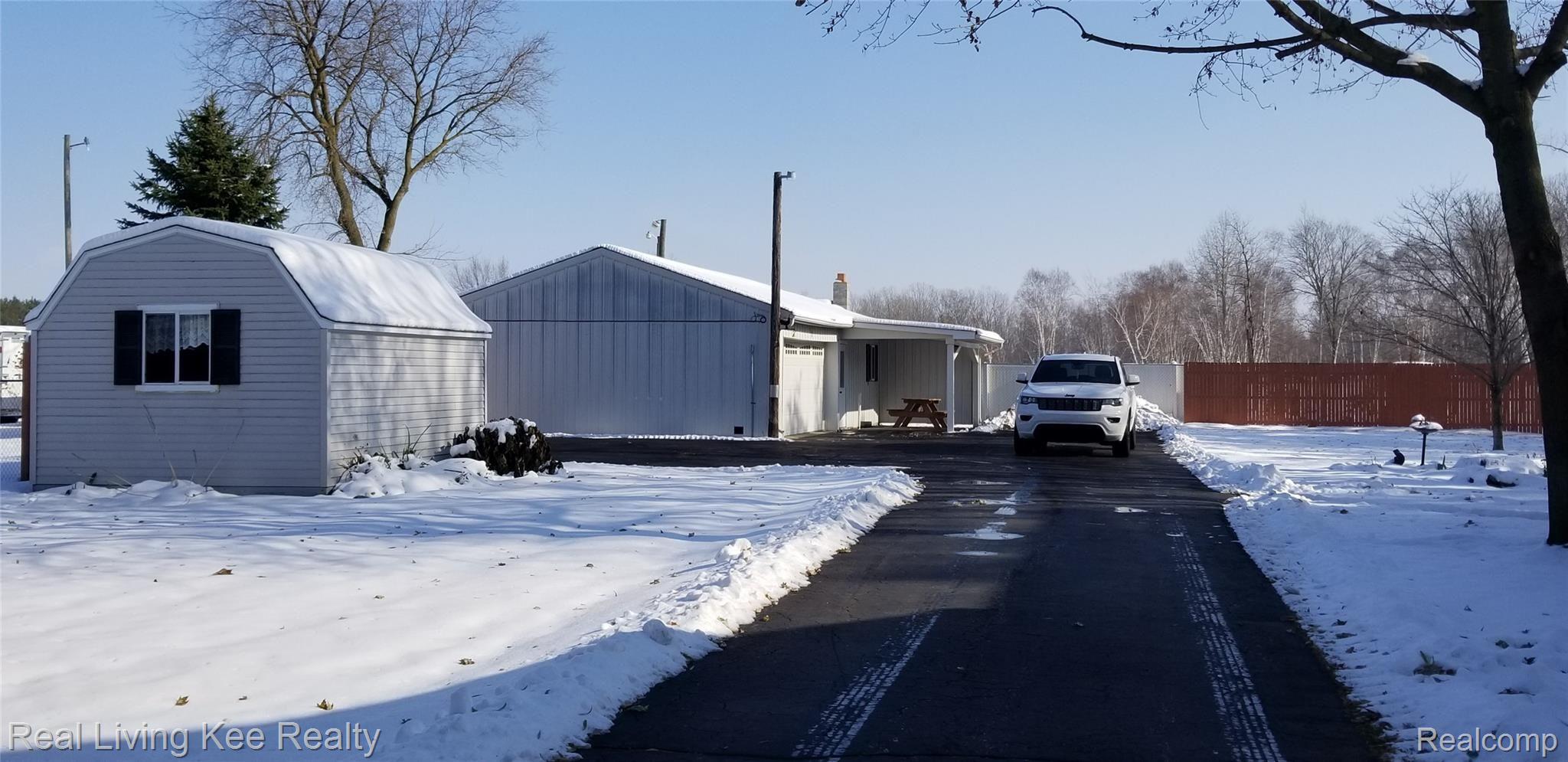 4419 Kilgore Road Croswell, MI 48422 - Photo 7 of 40 20191115_120243.jpg