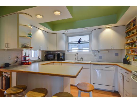 19 Rustic Drive Essex, VT 05452 - Photo 2 of 17