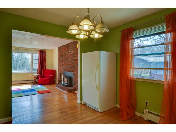 19 Rustic Drive Essex, VT 05452 - Photo 4 of 17