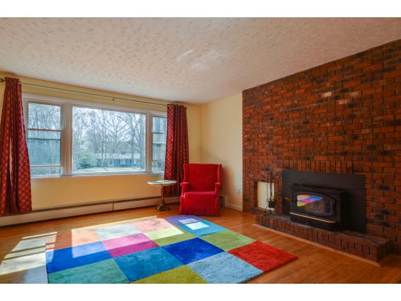 19 Rustic Drive Essex, VT 05452 - Photo 5 of 17