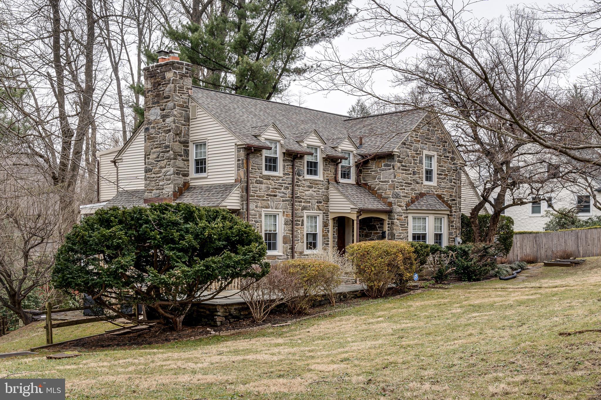 511 Broad Acres Road Narberth, PA 19072 - Photo 2 of 34 Front view of gracious home
