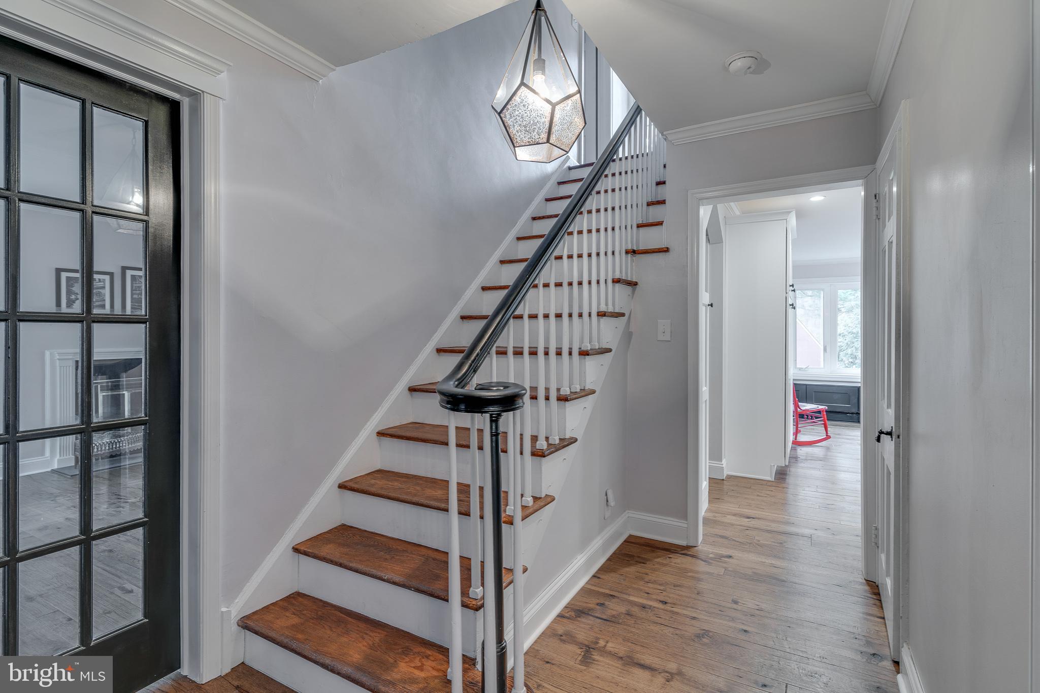 511 Broad Acres Road Narberth, PA 19072 - Photo 4 of 34 Formal foyer, open floor plan