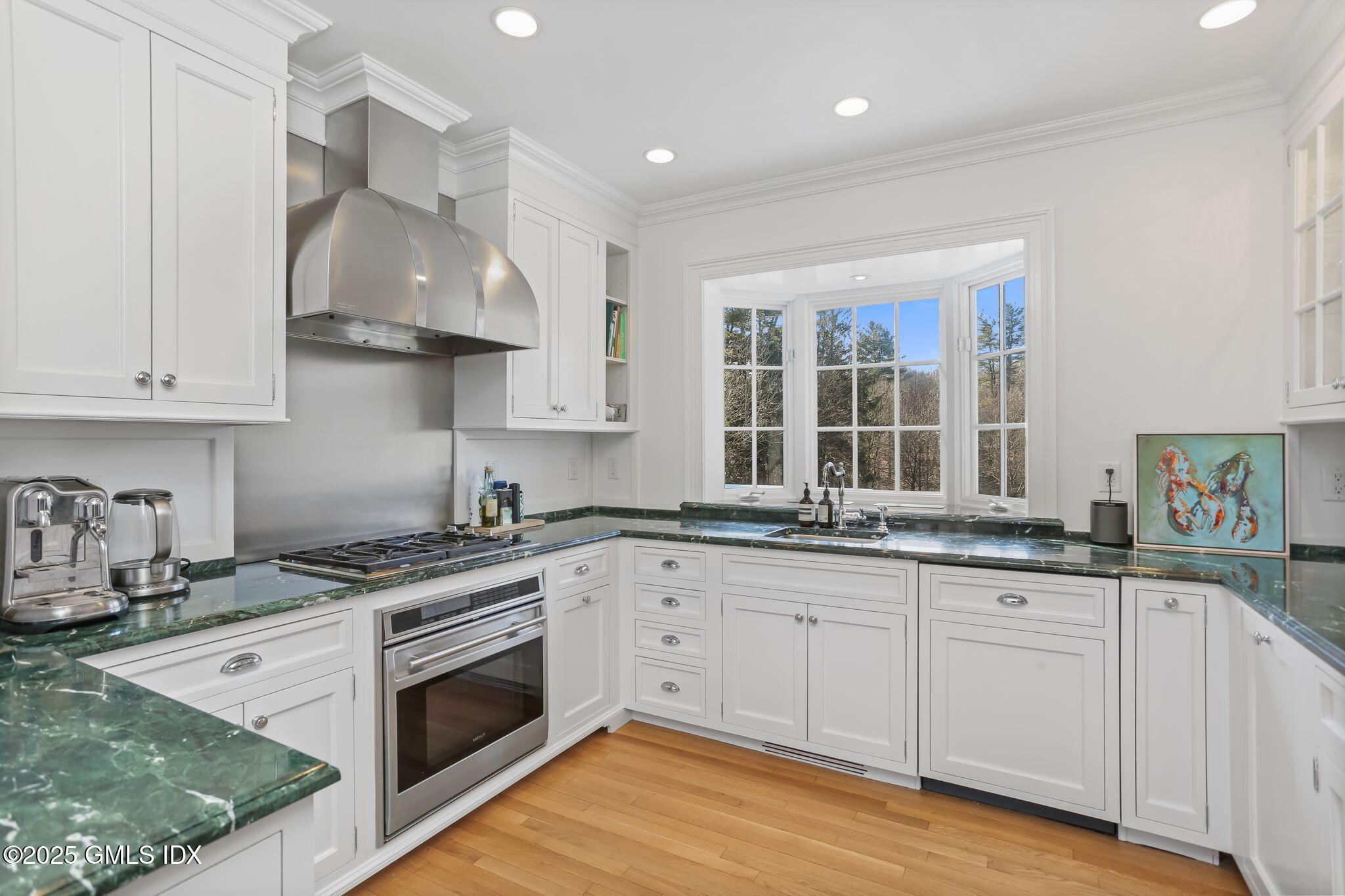 188 Stanwich Road Greenwich, CT 06830 - Photo 17 of 41 25-web-or-mls-188-stanwich-rd