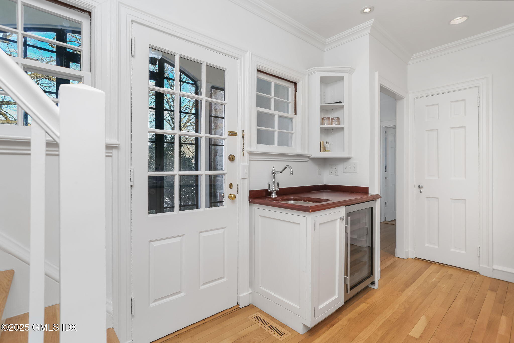 188 Stanwich Road Greenwich, CT 06830 - Photo 20 of 41 28-web-or-mls-188-stanwich-rd