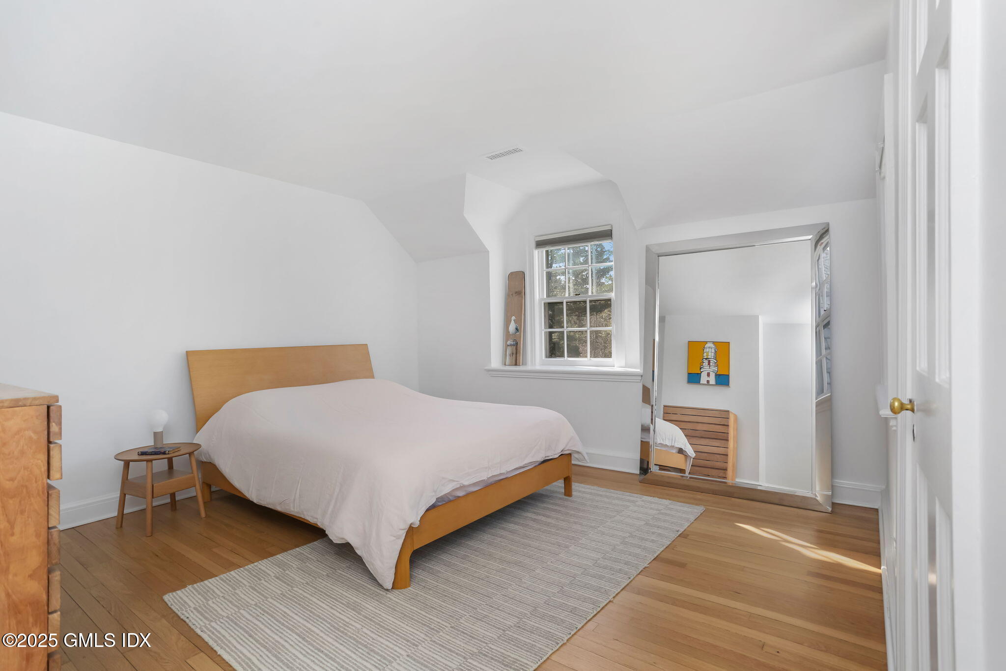 188 Stanwich Road Greenwich, CT 06830 - Photo 30 of 41 51-web-or-mls-188-stanwich-rd