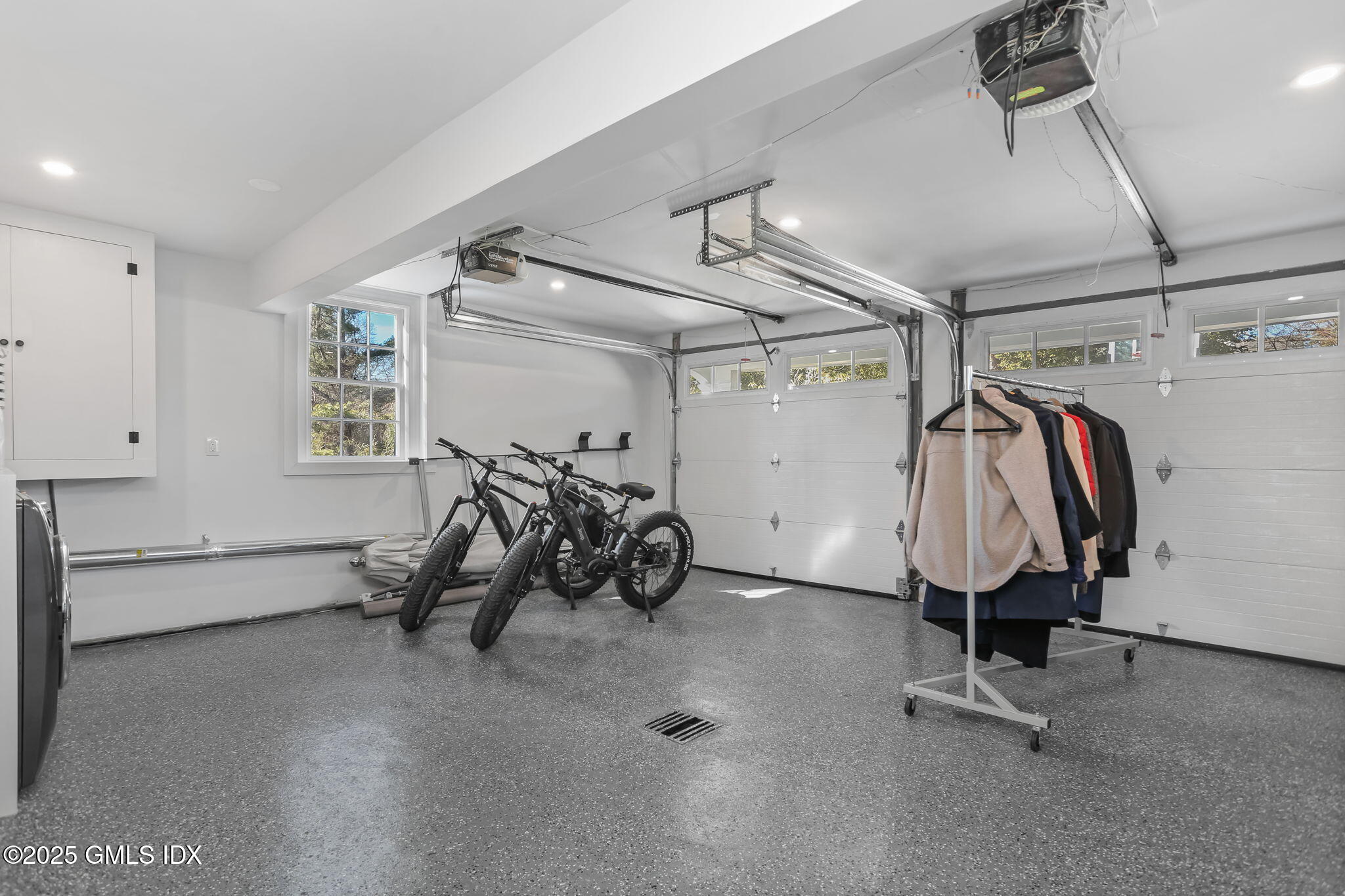 188 Stanwich Road Greenwich, CT 06830 - Photo 38 of 41 35-web-or-mls-188-stanwich-rd