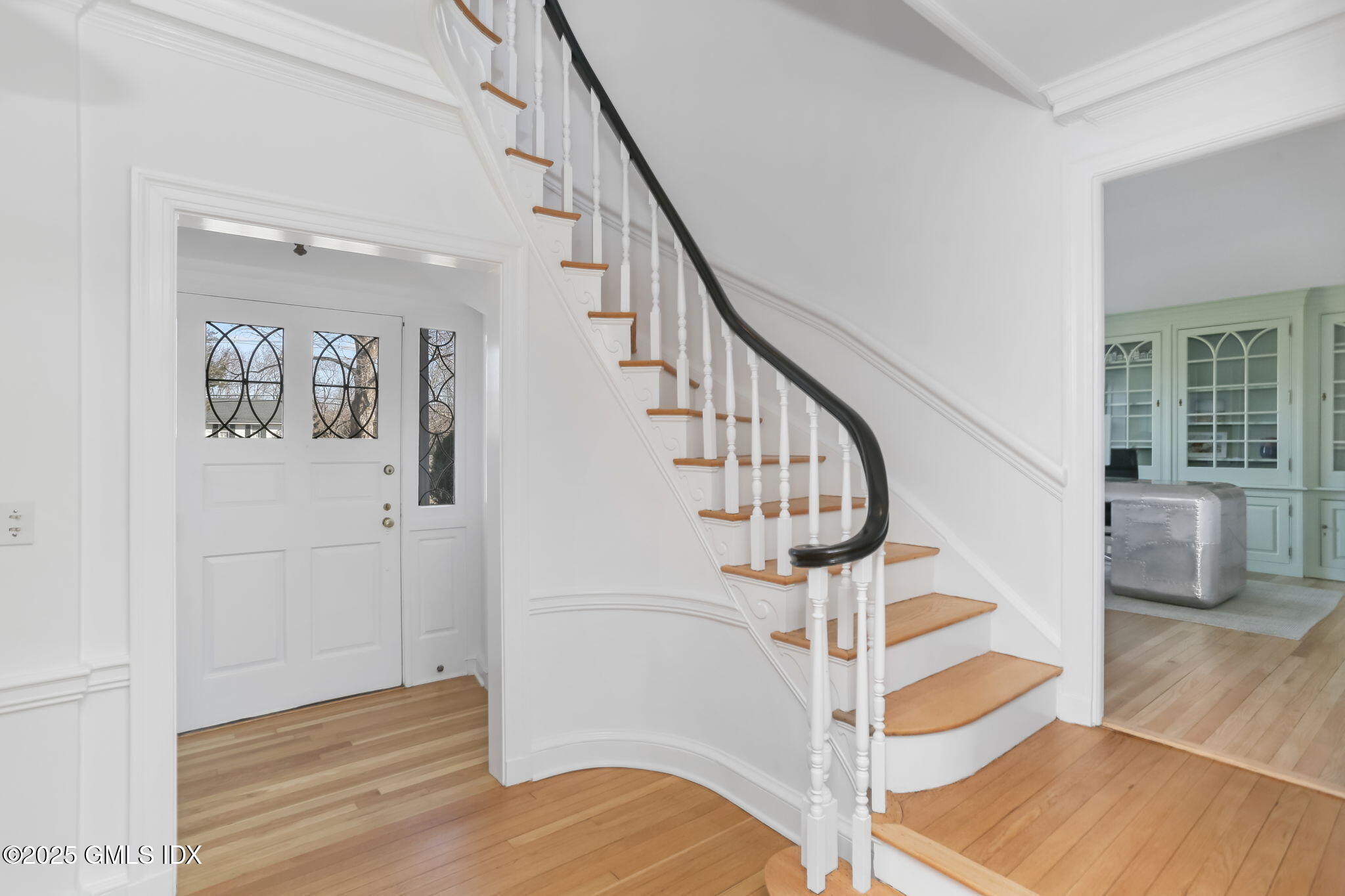 188 Stanwich Road Greenwich, CT 06830 - Photo 9 of 41 9-web-or-mls-188-stanwich-rd