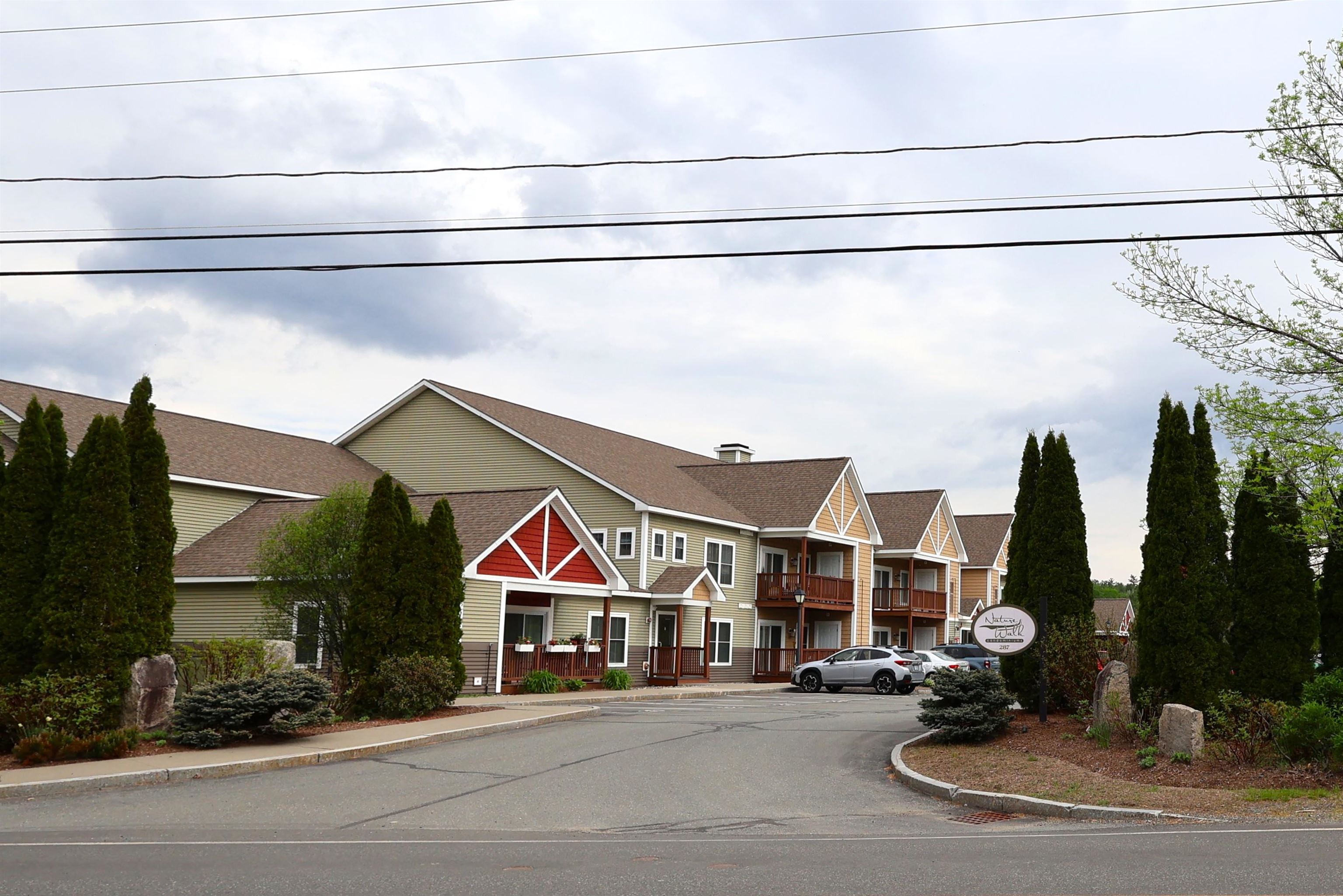 287 Mascoma Street, Unit 305 Lebanon, NH 03766 - Photo 3 of 44