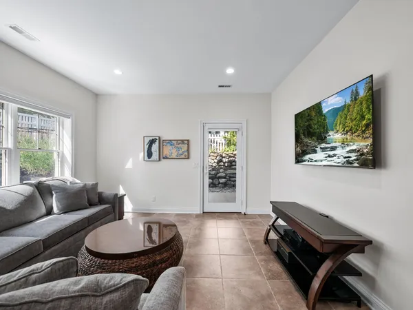 $1,598,000 | 57 North Shore Drive, South Haven, MI 49090
