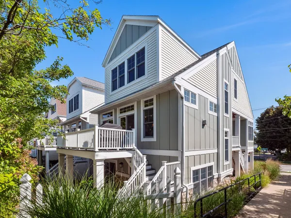 $1,598,000 | 57 North Shore Drive, South Haven, MI 49090