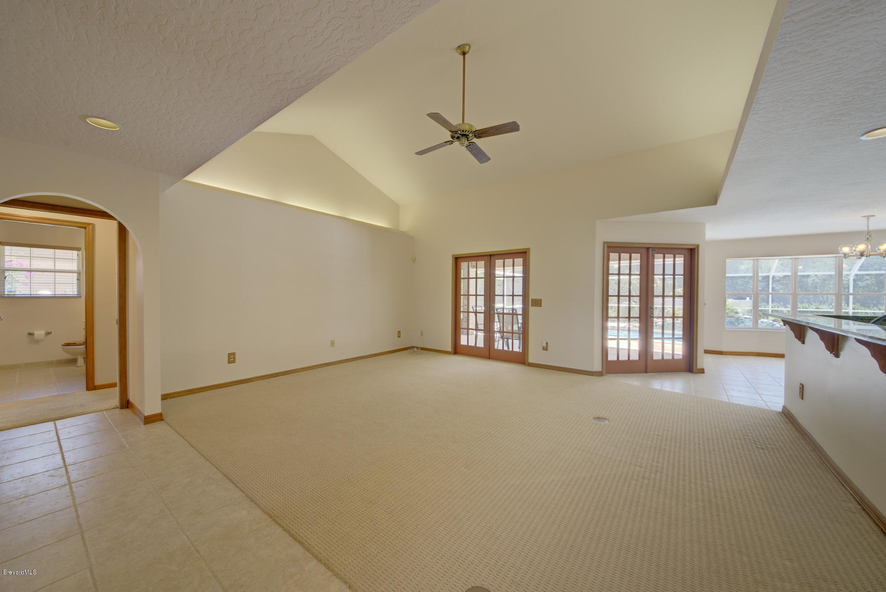 3815 Shady Run Road Melbourne, FL 32934 - Photo 8 of 40 Living Room