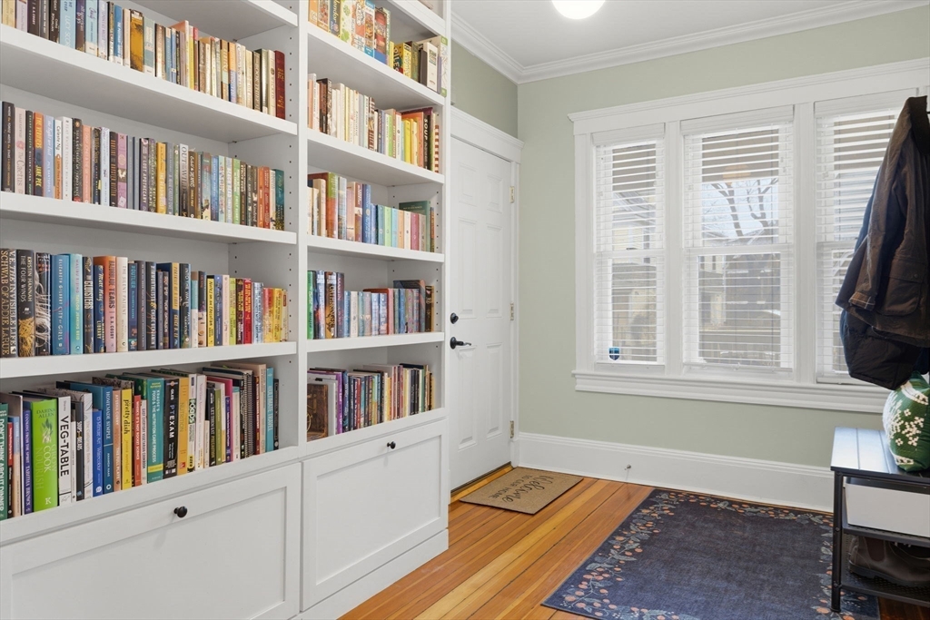19 Rill Street, Unit 1 Boston, MA 02125 - Photo 11 of 22