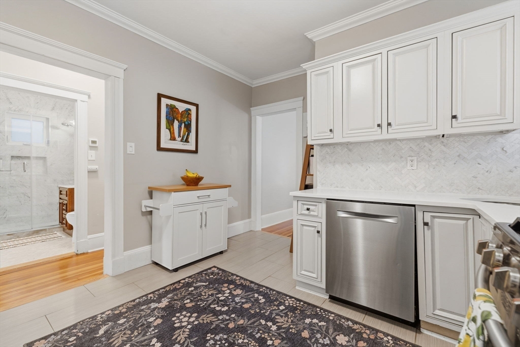 19 Rill Street, Unit 1 Boston, MA 02125 - Photo 5 of 22