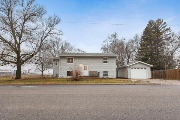 $229,900 | 331 Western Avenue South, Watkins, MN 55389