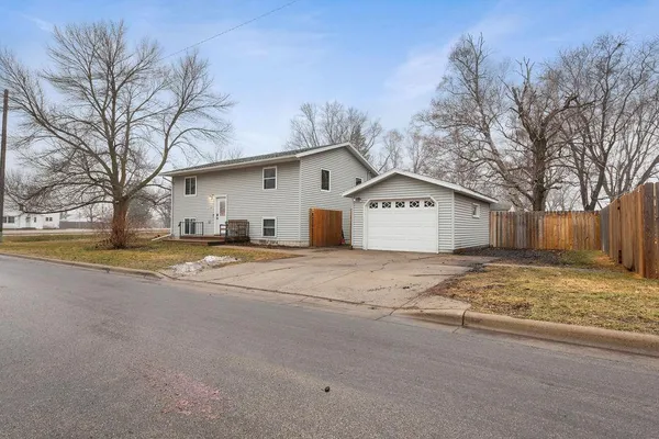 $229,900 | 331 Western Avenue South, Watkins, MN 55389