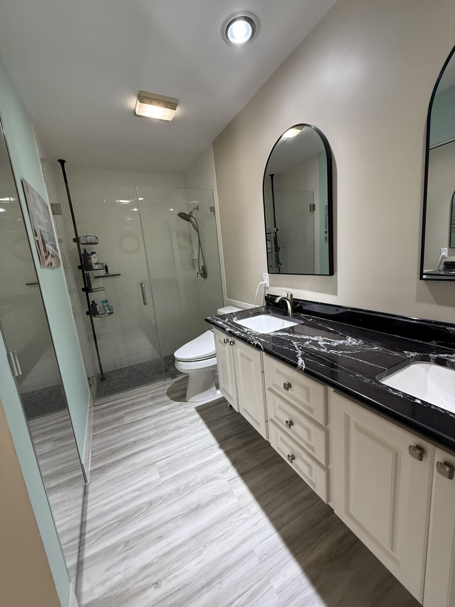 3484 Southeast Cormorant Place Hobe Sound, FL 33455 - Photo 16 of 67 Master bath