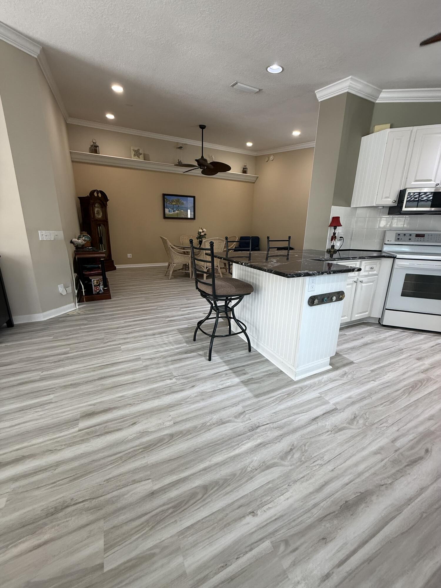 3484 Southeast Cormorant Place Hobe Sound, FL 33455 - Photo 3 of 67 Kitchen - dining