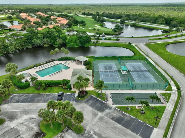 $564,000 | 3484 Southeast Cormorant Place, Hobe Sound, FL 33455