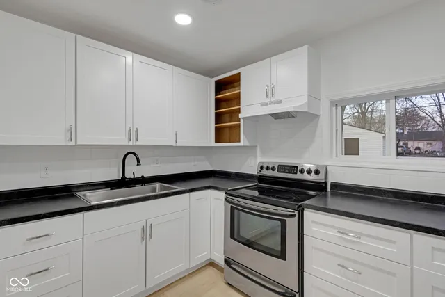 $140,900 | 1209 North Centennial Street, Indianapolis, IN 46222