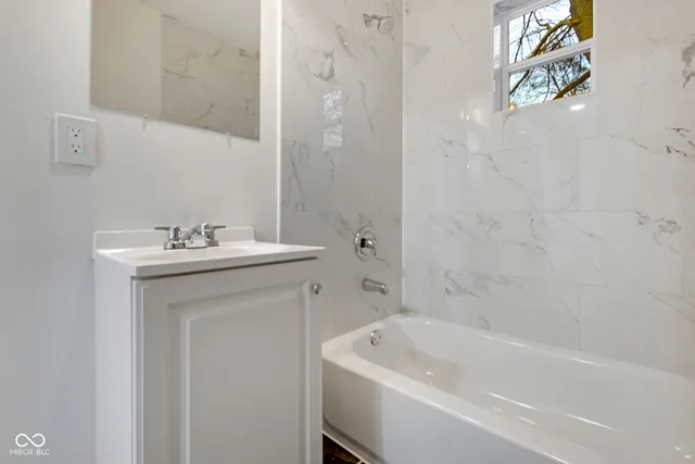 $140,900 | 1209 North Centennial Street, Indianapolis, IN 46222