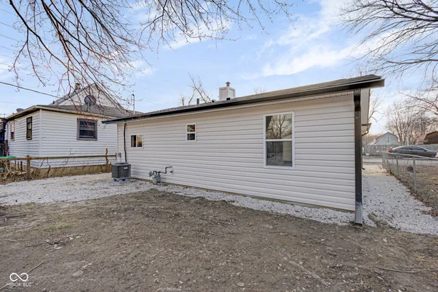$140,900 | 1209 North Centennial Street, Indianapolis, IN 46222