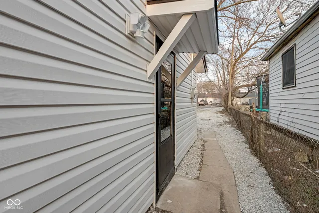 $140,900 | 1209 North Centennial Street, Indianapolis, IN 46222