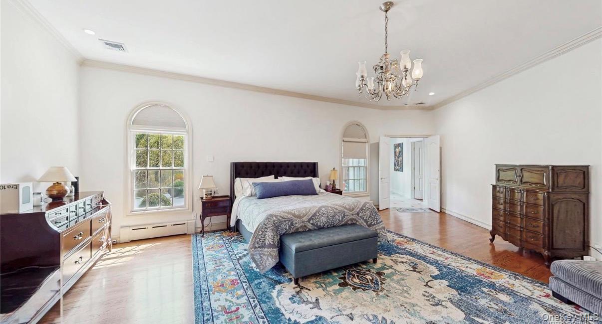 406 Duck Pond Road Locust Valley, NY 11560 - Photo 13 of 30