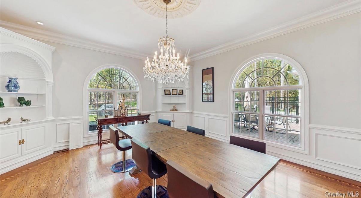 406 Duck Pond Road Locust Valley, NY 11560 - Photo 6 of 30