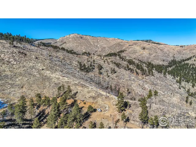 a black and white photo of a mountain