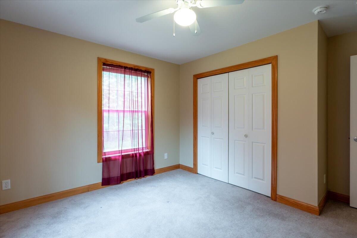 43 Tamarack Lane Cushing, ME 04563 - Photo 34 of 60 29-Tamarack Int-29 - Copy