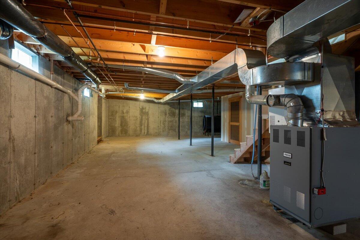 43 Tamarack Lane Cushing, ME 04563 - Photo 46 of 60 41-Tamarack Int-41 - Copy