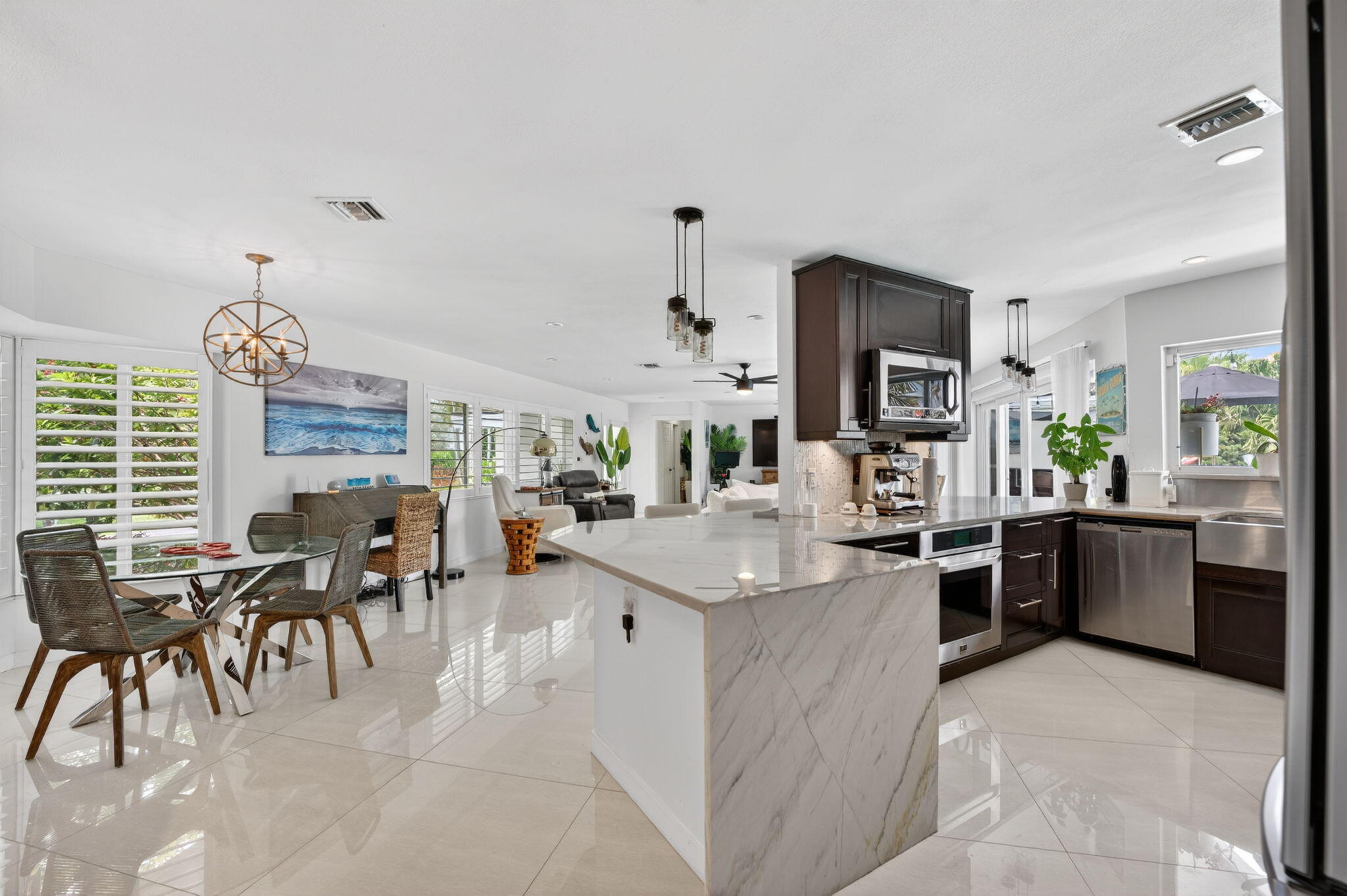 2375 Southeast 8th Street Pompano Beach, FL 33062 - Photo 12 of 45 21-web-or-mls-DSC08872