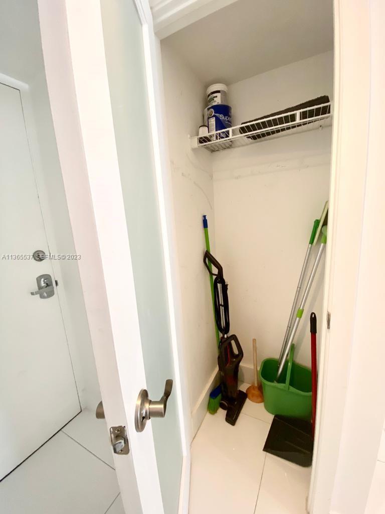 100 Lincoln Road, Unit 906 Miami Beach, FL 33139 - Photo 11 of 20