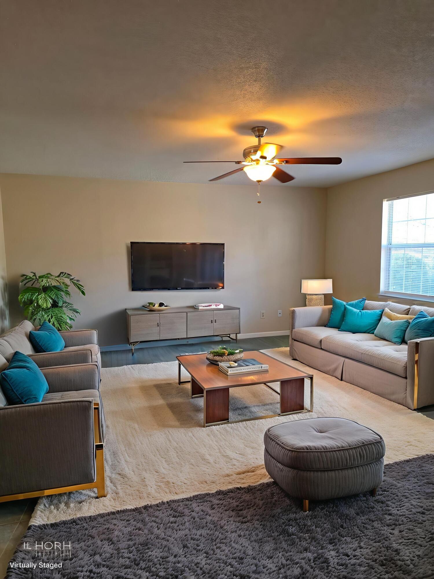 6626 Shirley Pond Livingroom Virtual Sta