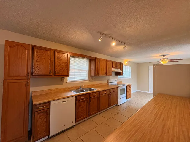 $2,250 | 6626 Shirley Pond Road, Harrison, TN 37341