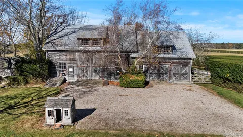 $2,850,000 | 35335 Main Road, Orient, NY 11957