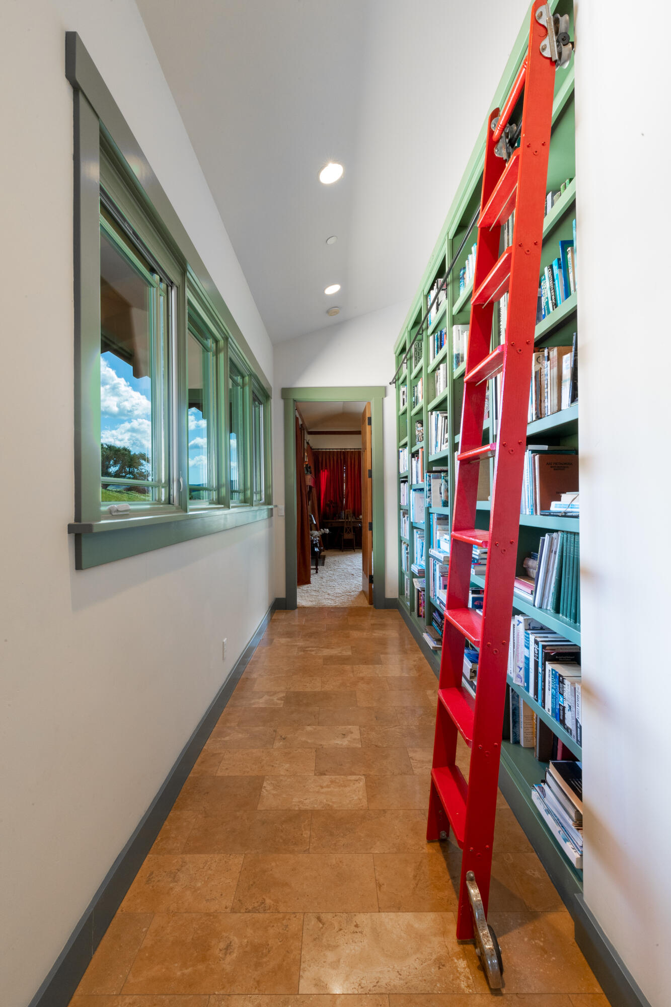 7320 Santos Lompoc, CA 93436 - Photo 13 of 37 a entryway and a book shelf