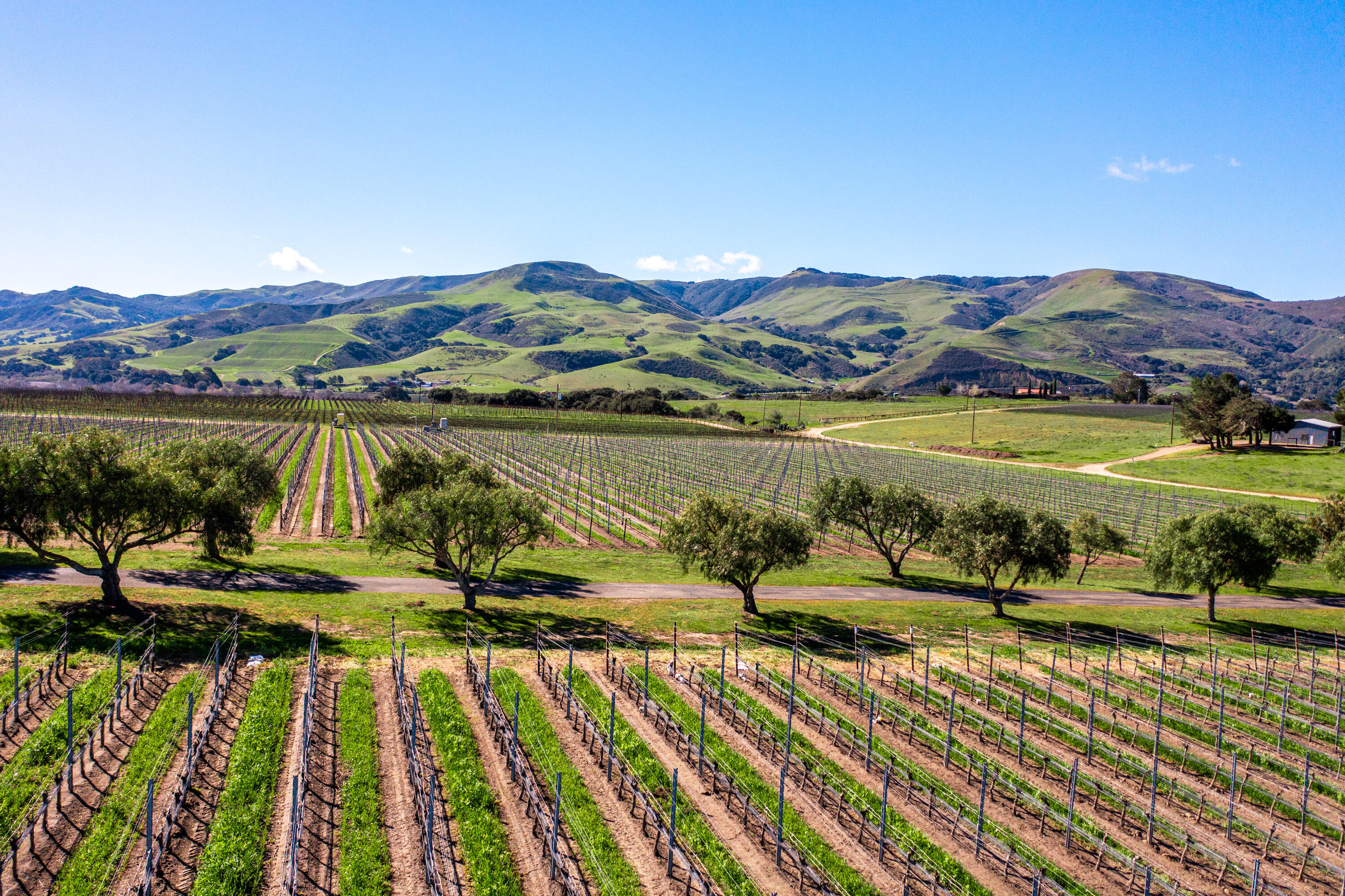 7320 Santos Lompoc, CA 93436 - Photo 34 of 37 a view of a lake with a mountain