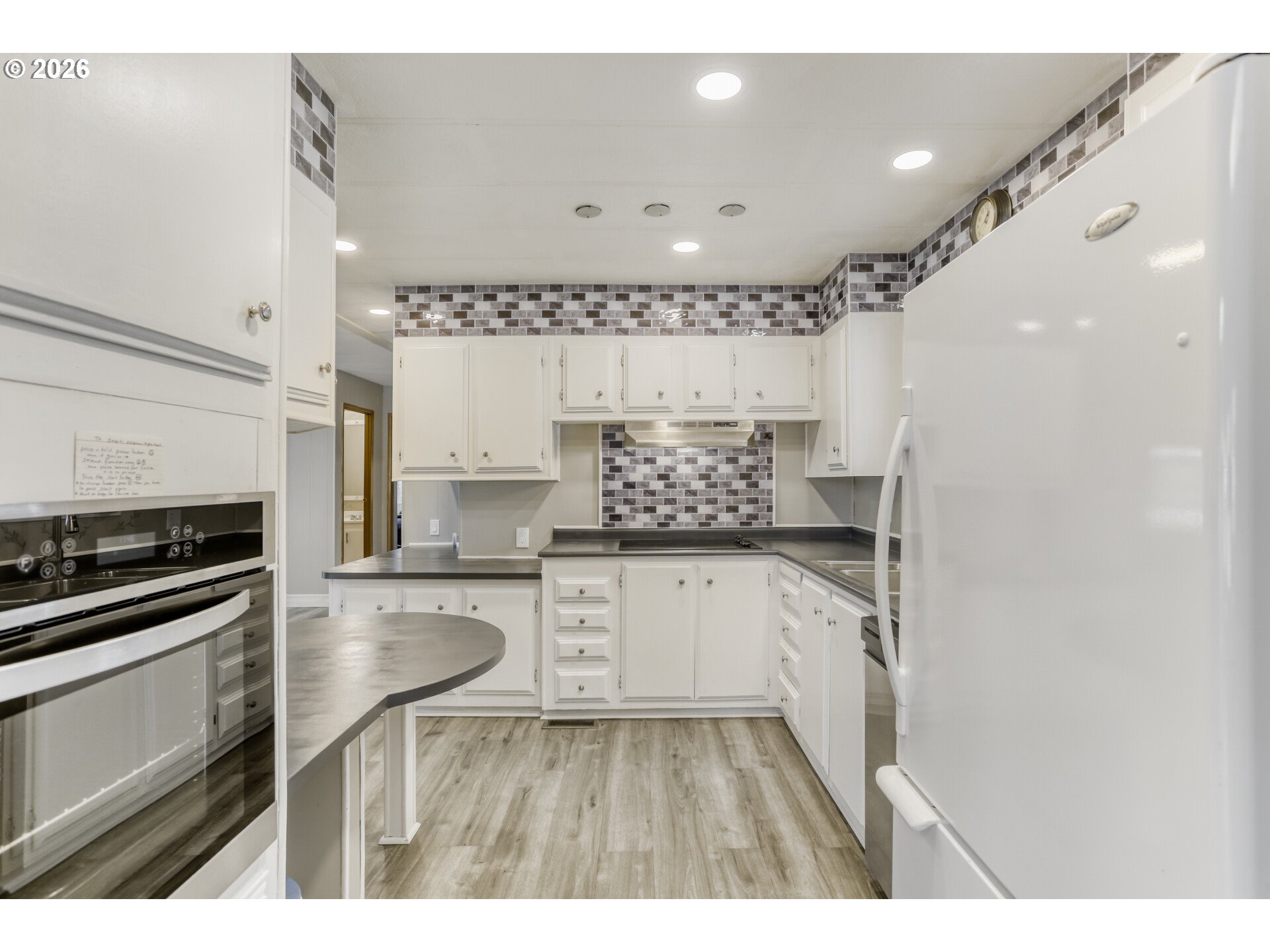 100 Southwest 195th Avenue, Unit 29 Beaverton, OR 97006 - Photo 12 of 28