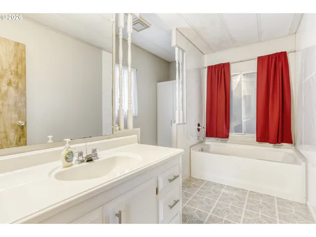 $104,900 | 100 Southwest 195th Avenue, Unit 29, Beaverton, OR 97006