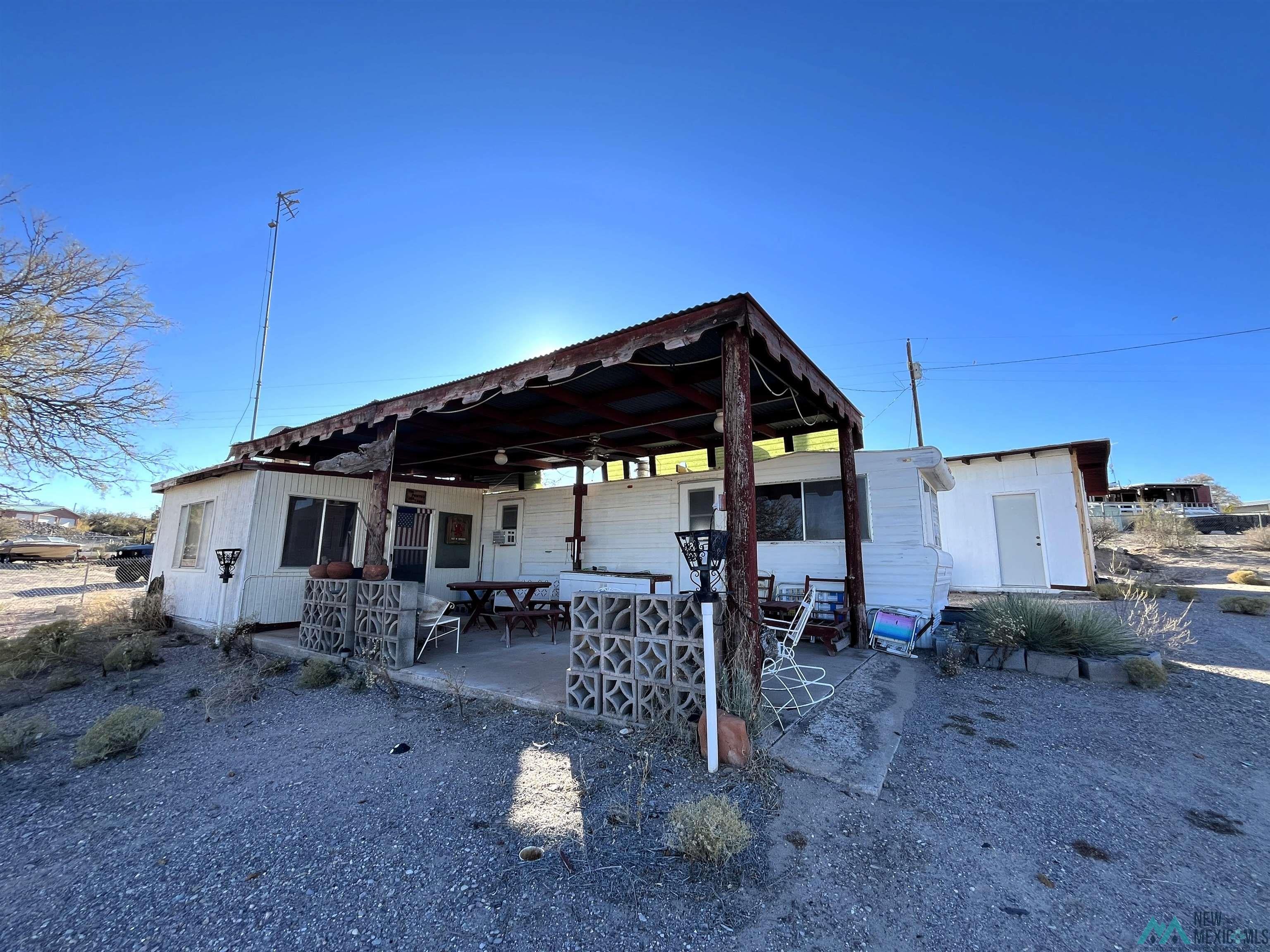 520 Trout Road Elephant Butte, NM 87935 - Photo 3 of 24 Gallery Image 3