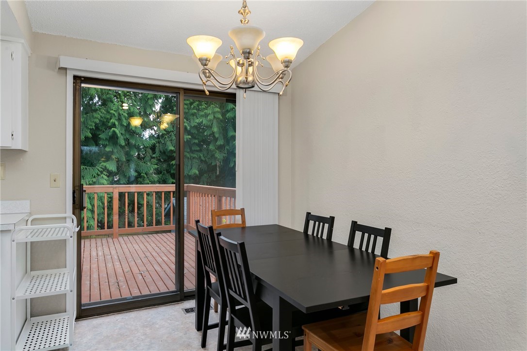 2412 171st Place Southeast Bothell, WA 98012 - Photo 6 of 23 Gallery Image 6