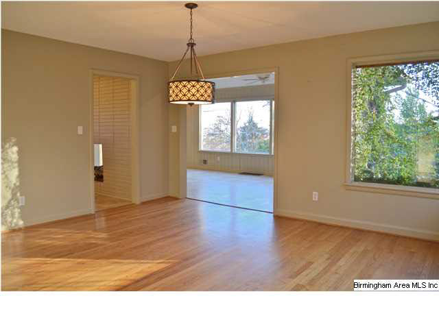 2729 Shades Crest Road Birmingham, AL 35216 - Photo 11 of 31